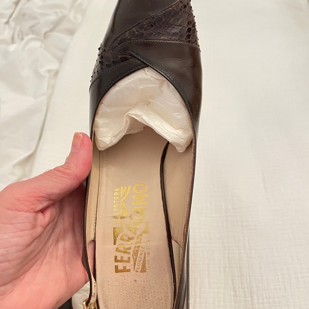 Ferragamo Brown Leather Women's Heels 9 1/2 - Picture 5 of 6